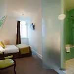The Originals Boutique, O Gayot, Bagnoles-de-l'orne 3*