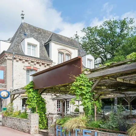 Hotel The Originals Boutique, O Gayot, Bagnoles-de-l'orne 3*