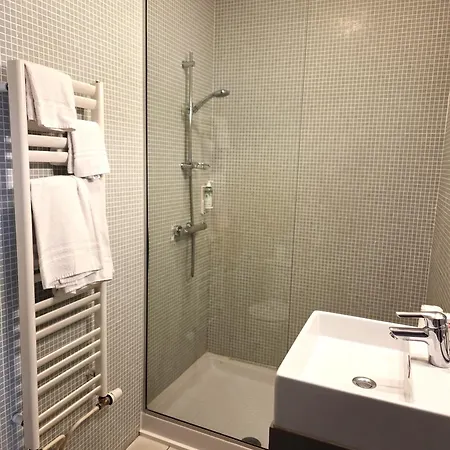 فندق The Originals Boutique, O Gayot, Bagnoles-de-l'orne 3*