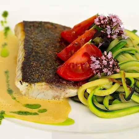 The Originals Boutique, O Gayot, Bagnoles-de-l'orne