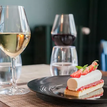 מלון The Originals Boutique, O Gayot, Bagnoles-de-l'orne