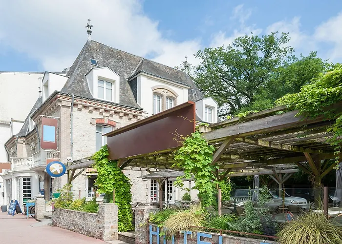 فندق The Originals Boutique, O Gayot, Bagnoles-de-l'orne 3*