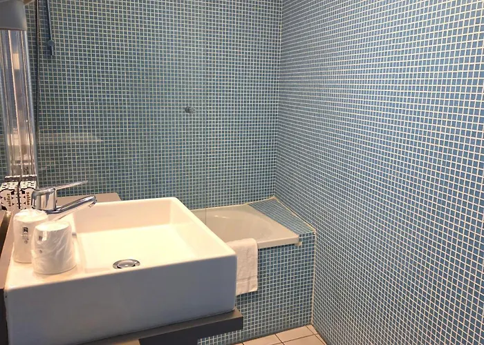 The Originals Boutique, O Gayot, Bagnoles-de-l'orne فندق 3*