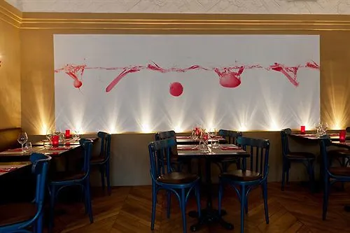 The Originals Boutique, O Gayot, Bagnoles-de-l'orne 3*