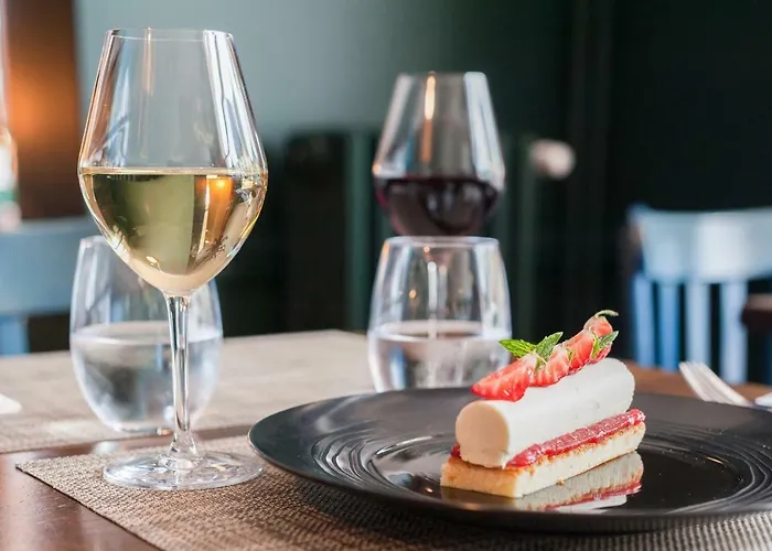 מלון The Originals Boutique, O Gayot, Bagnoles-de-l'orne