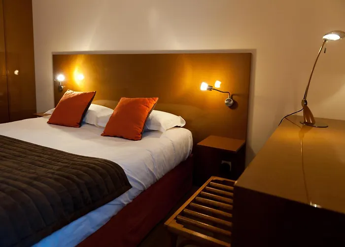 The Originals Boutique, O Gayot, Bagnoles-de-l'orne فندق